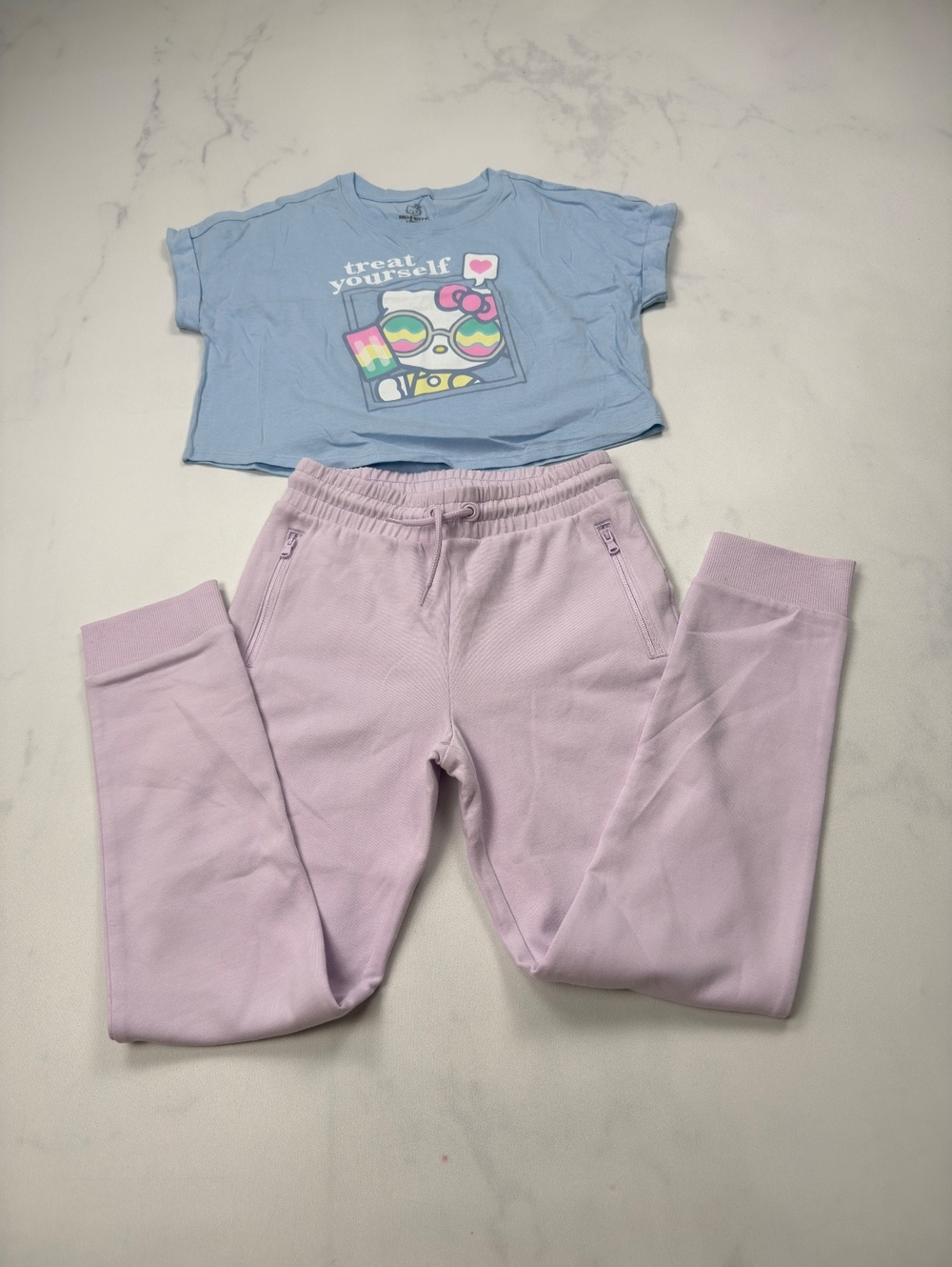 Hello Kitty Graphic Tee & Old Navy Pink Active Joggers Outfit - Women M